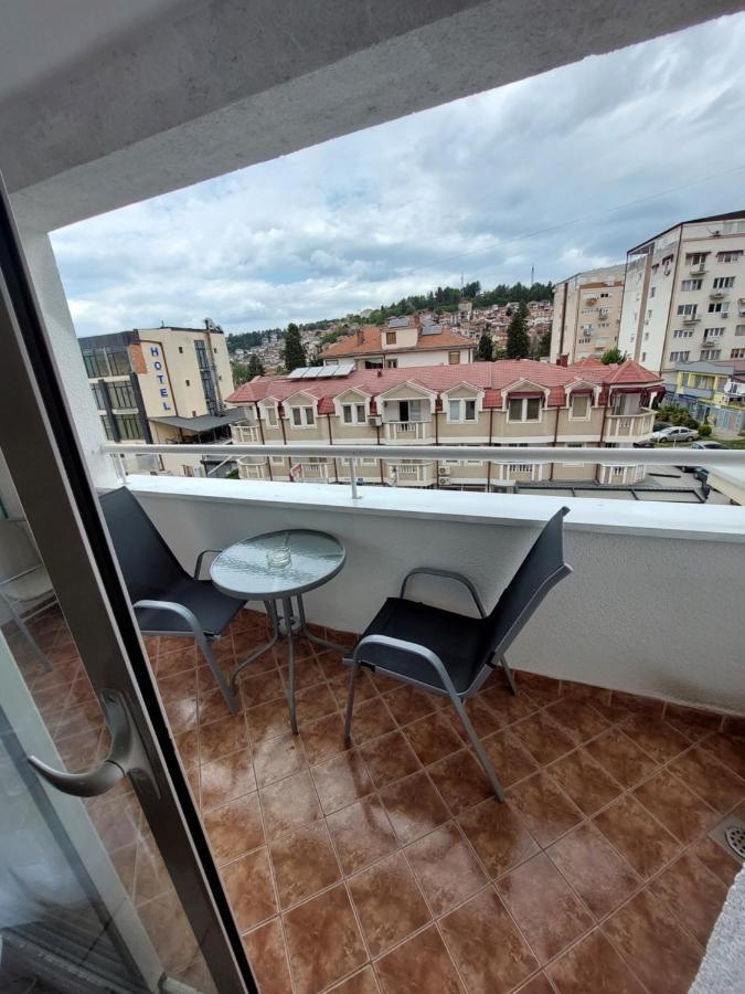 Exclusive Apartments With Lake View Ohrid Bagian luar foto