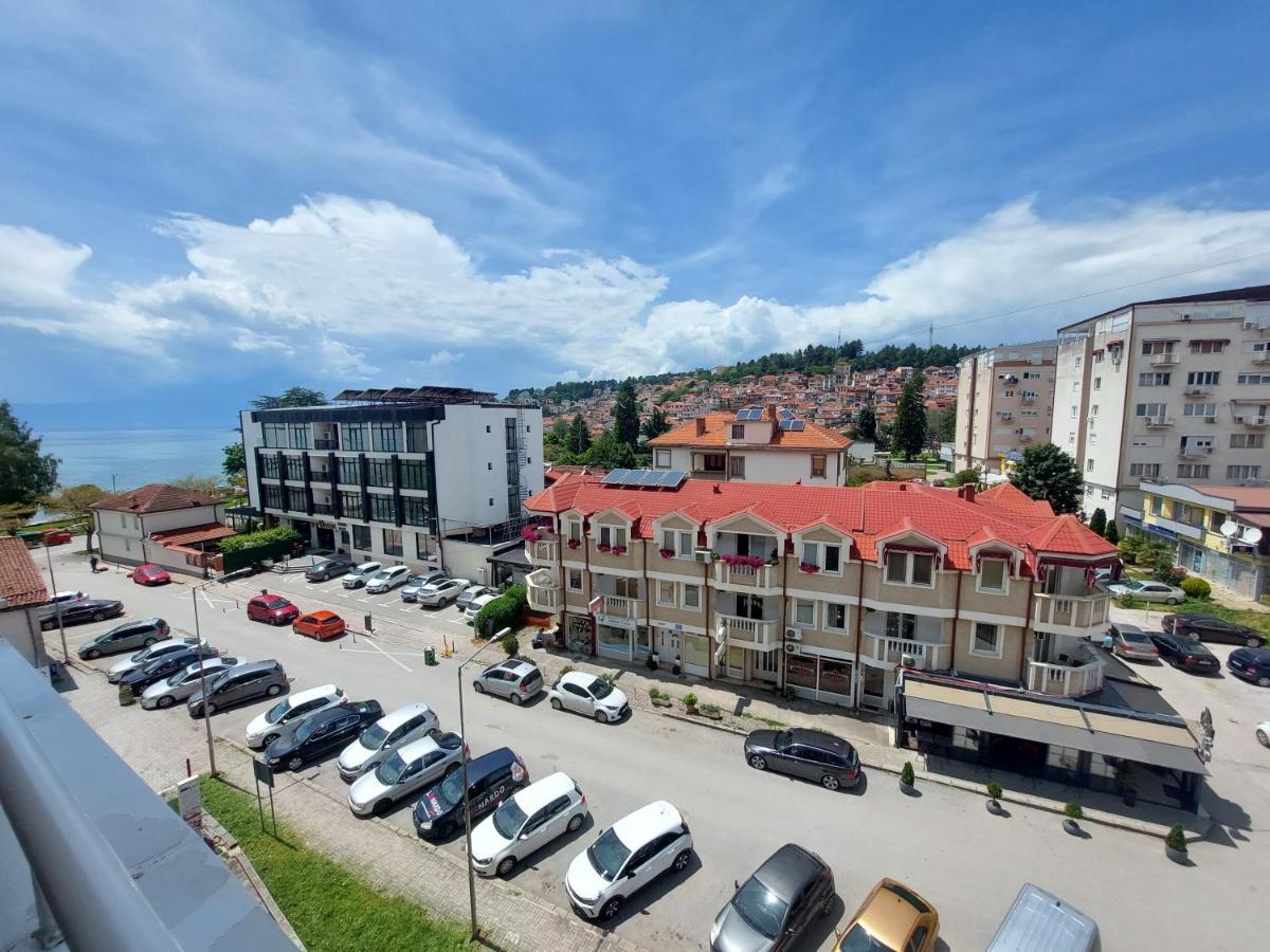 Exclusive Apartments With Lake View Ohrid Bagian luar foto